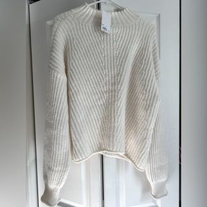NWT SWEATER - KOHLS